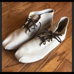 Toms Leather Moccasins Size 10M